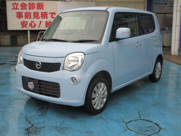 日産　モコ