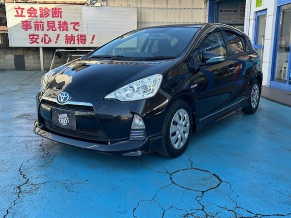 トヨタ　アクア