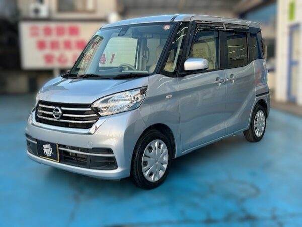 ニッサン　デイズルークス