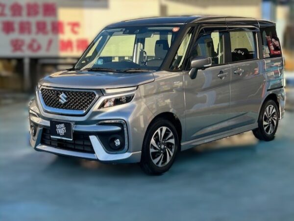 スズキ  ソリオバンディット ハイブリッド