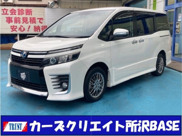 トヨタ ヴォクシー ハイブリッド
